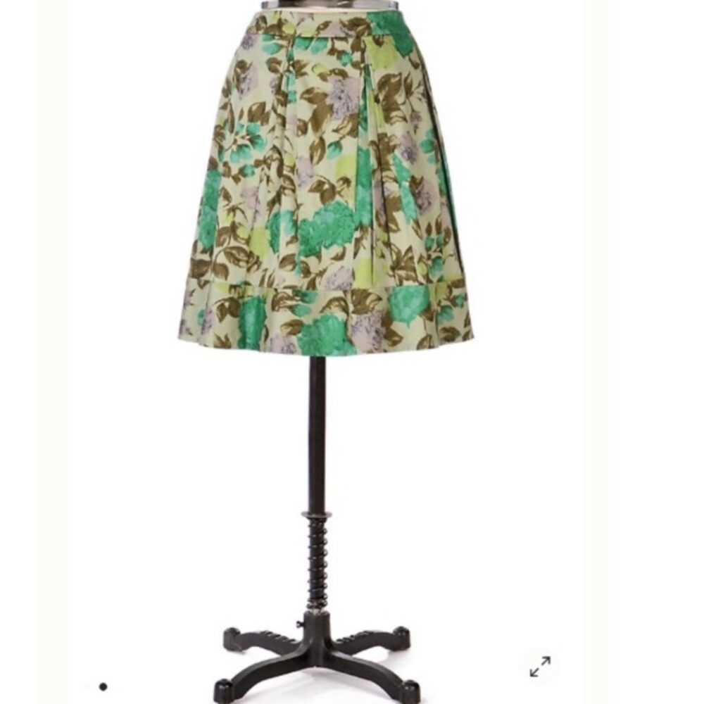 💚ANTHROPOLOGIE💚WINTER GREEN FLORAL SKIRT💚 - Picture 2 of 7